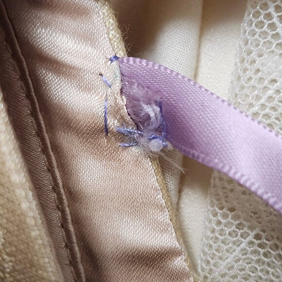 Lace Made Renaissance Bodice Corset Top - Picture 13 of 14